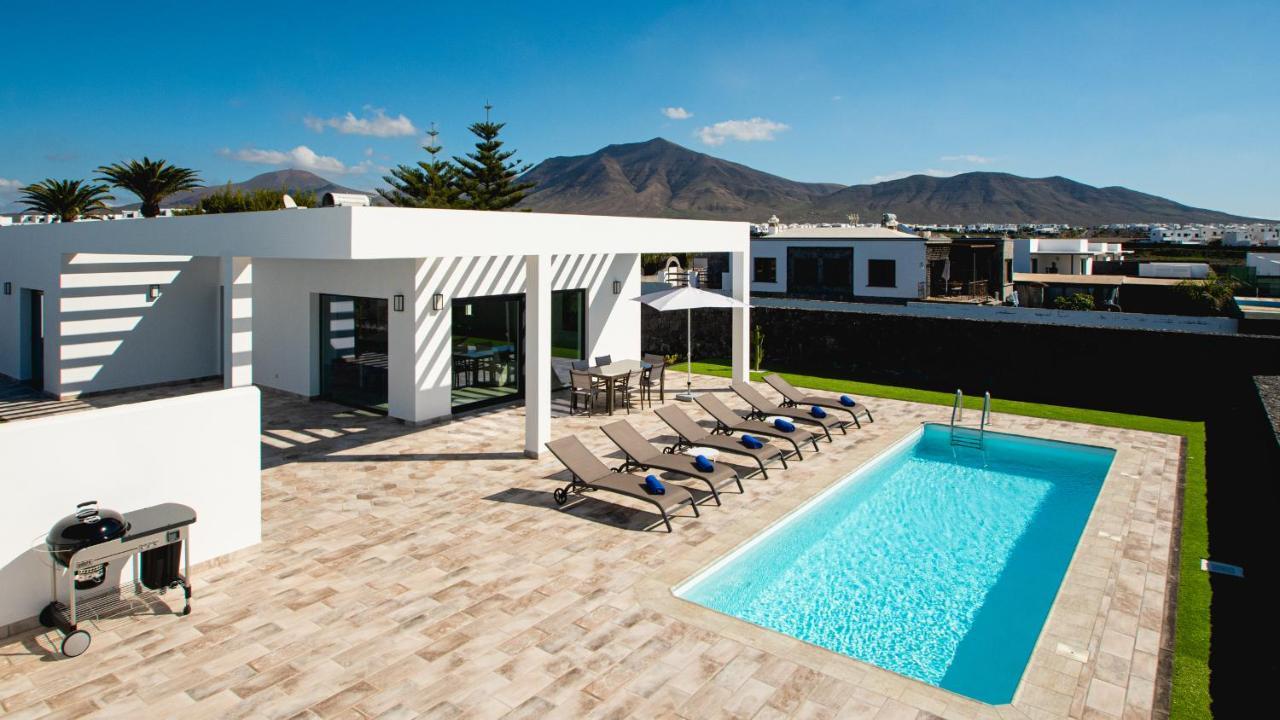 Blancazul Villa Gazmira Playa Blanca  Exterior photo